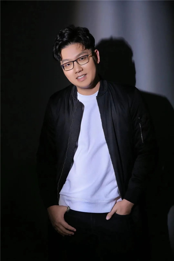 唱作人fair首支原创单曲 边境病人 情人节首发用爱治愈孤独 Qianlong Com Cn