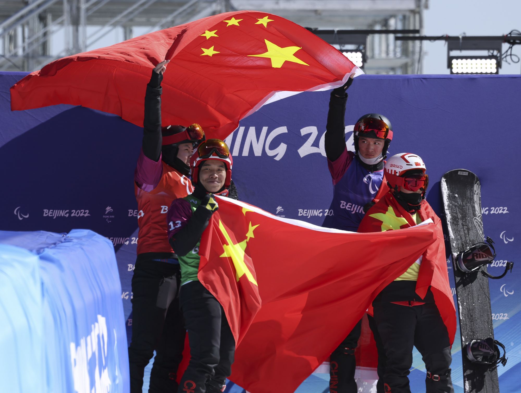 新华全媒丨在温暖中永恒冬残奥会动容瞬间