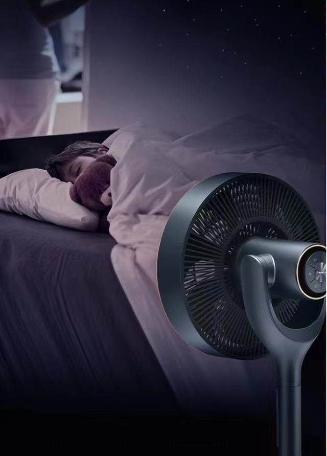 能开着风扇睡觉卡萨帝星耀循环扇上市开着也能安心睡