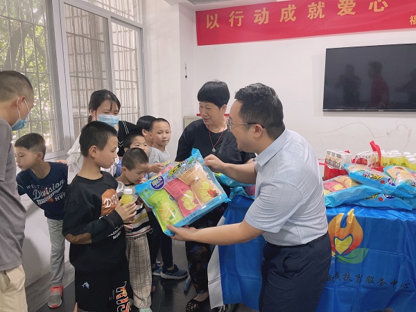 福州玖耀名扬电子商务公司)成立以来一直积极承担社会责任,热心公益