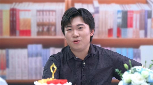 安森垚,李永乐同框,"奇妙知识在抖音"直播畅聊青少年上网-千龙网