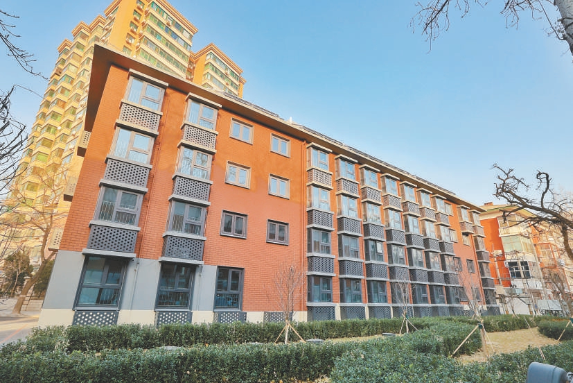 核心区首个危旧楼房改建试点交房 增添独立厨卫 居民原地住新居-千龙