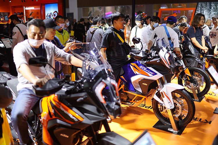 时隔两年北京摩展回归国产摩托受热捧