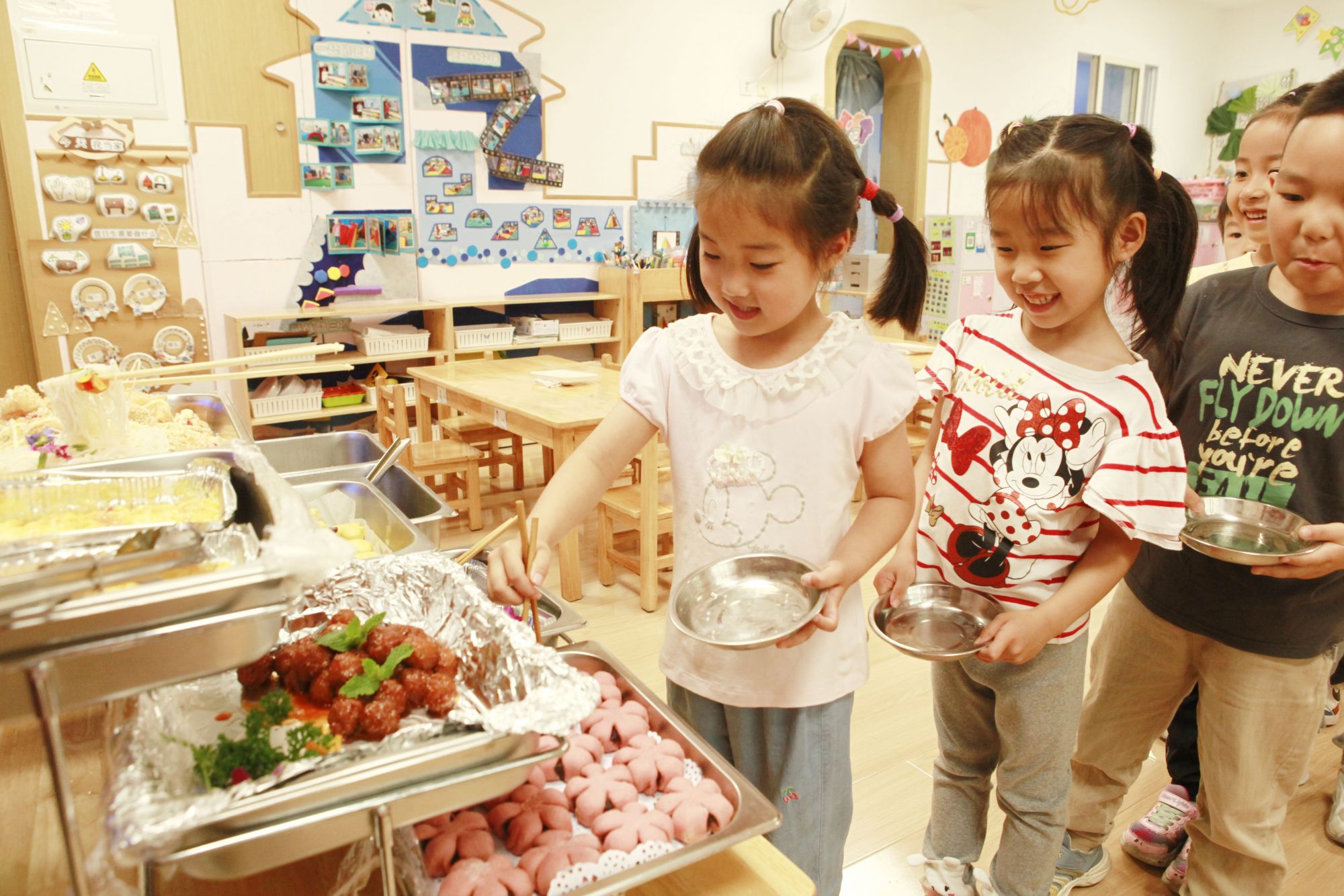 幼儿六一自助餐