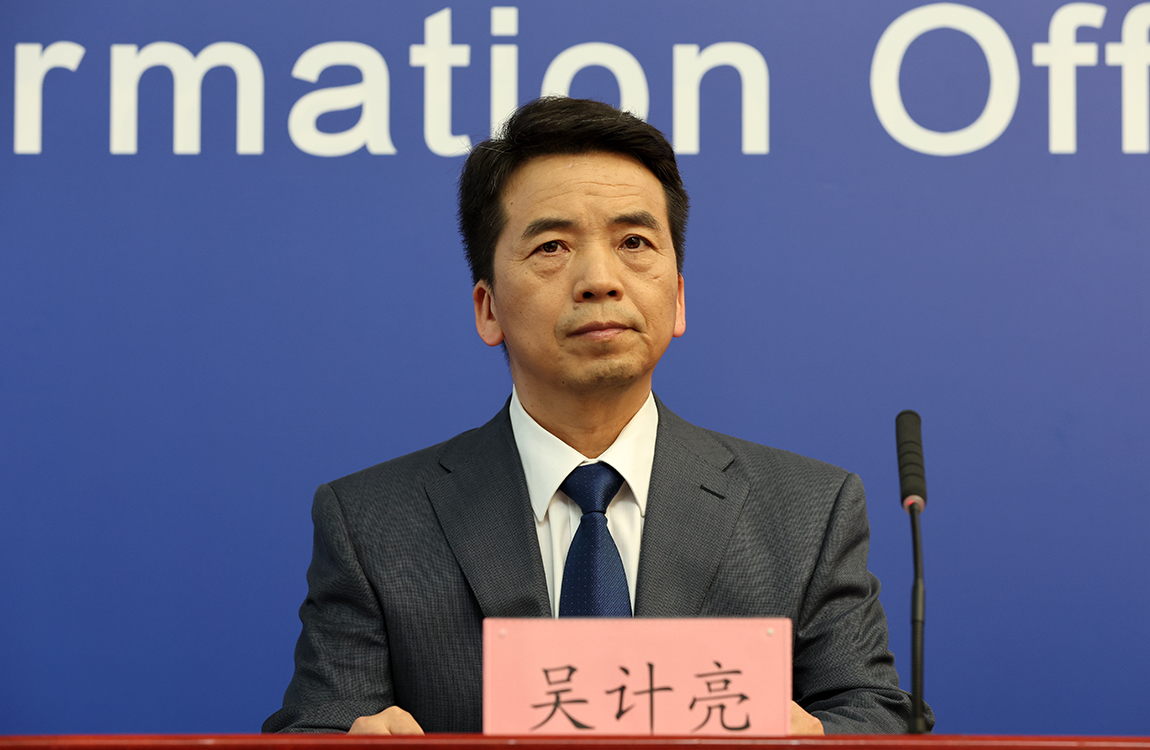 北京市房山区区委常委、常务副区长 吴计亮
