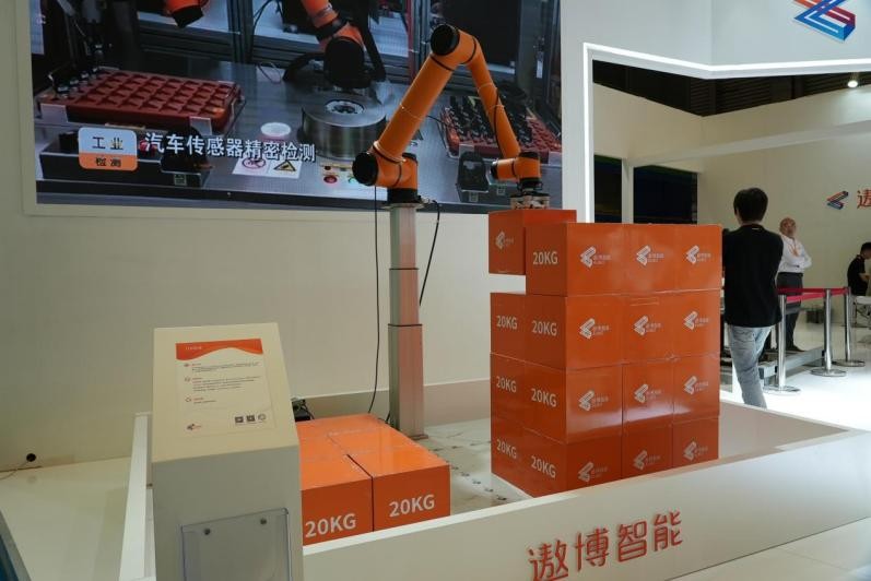 米乐 M6机器人在线云逛展回顾：揭秘AMTS汽车装备展新产品新技术(图8)