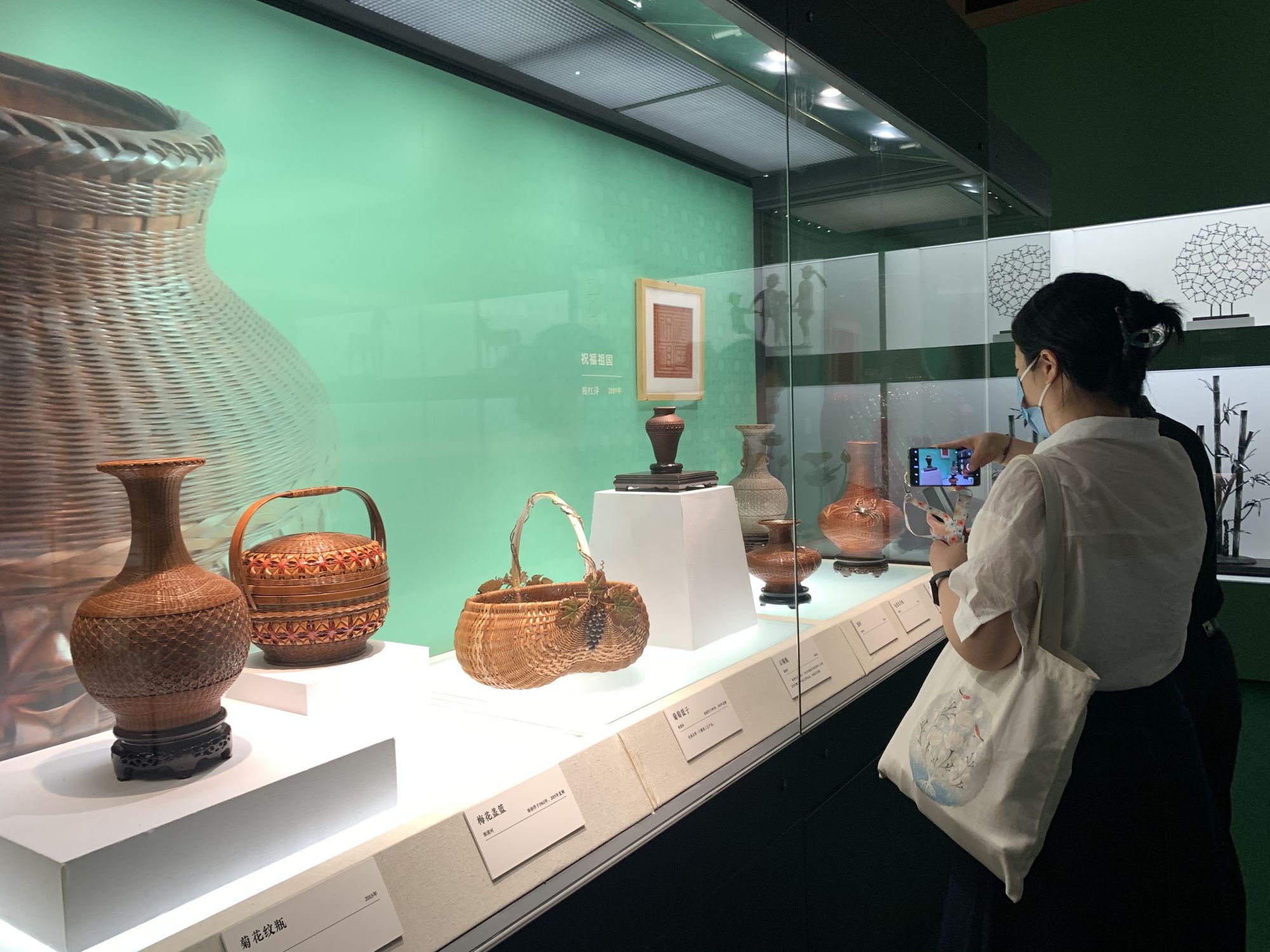 &ldquo;凤鸣于溪&mdash;&mdash;安溪历史文化展&rdquo;展览现场。中国国家博物馆供图