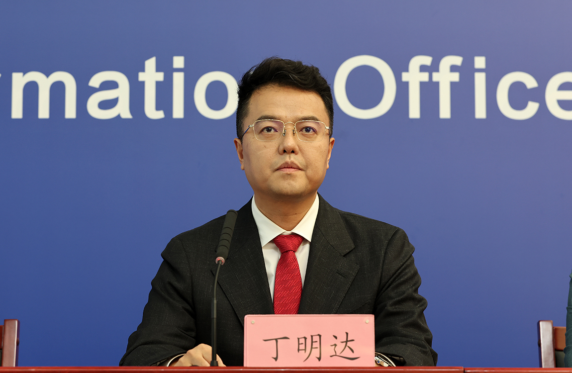 北京市怀柔区委常委、副区长 丁明达先生