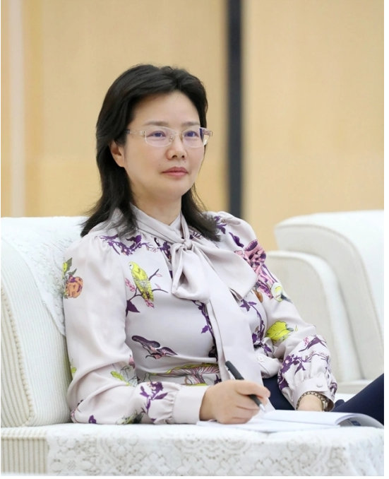 女性排行_中国女明星排名前30(2)