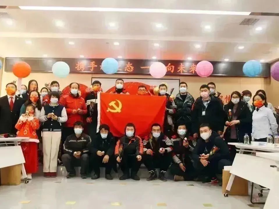 640