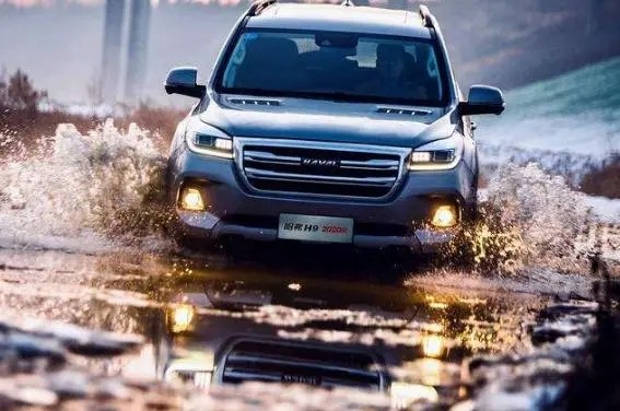 咱们今天就来好好讲下这辆车,这是限量销售的阿尔特卡尔曼,是阿尔特