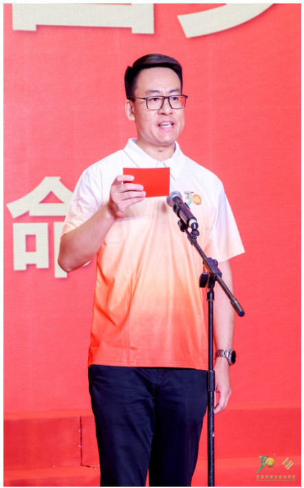 全包圆总经理蔡蒙荣获时代先锋殊荣全包圆品牌价值再上新台阶