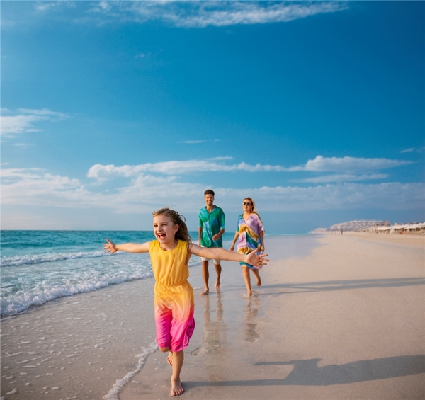 阿布扎比文化与旅游部×去哪儿 | 立即出发,奔向梦幻之城,体验"布"一