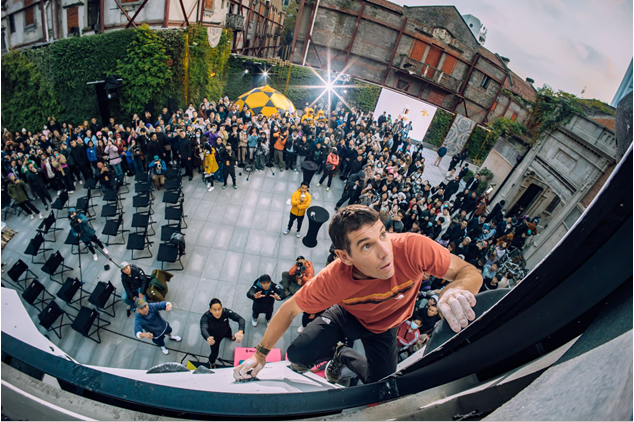 直面北面 与探险家面对面 the north face攀登运动员alex honnold