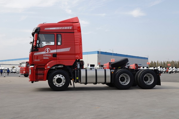 陕汽商用车德御q300牵引车即将上市!-千龙网·中国首都网