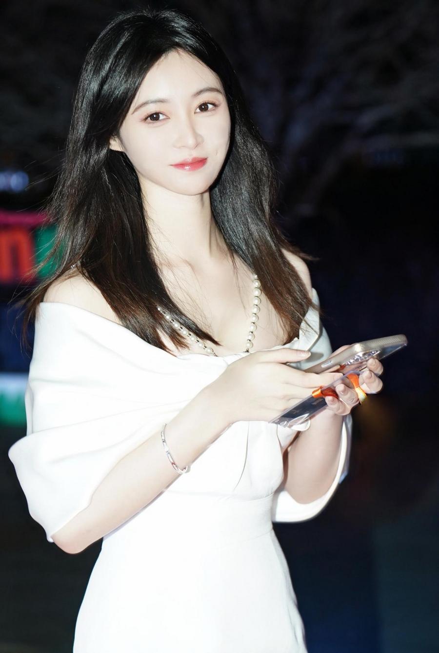 6e55b9e3e14da63d733e834e6e2e3822