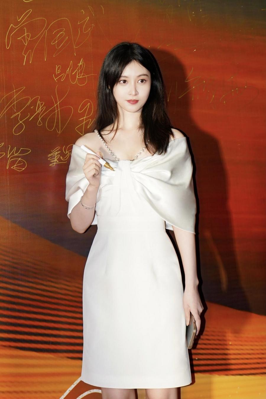 adf02c5c147360cf63ffadce6d2a0b20