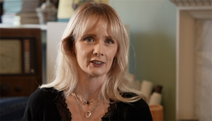 斯黛夫&middot;康纳。潘耿摄