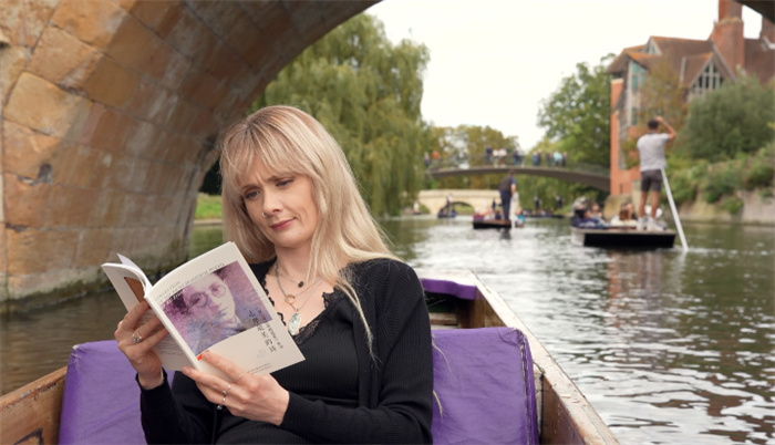 斯黛夫&middot;康纳。潘耿摄