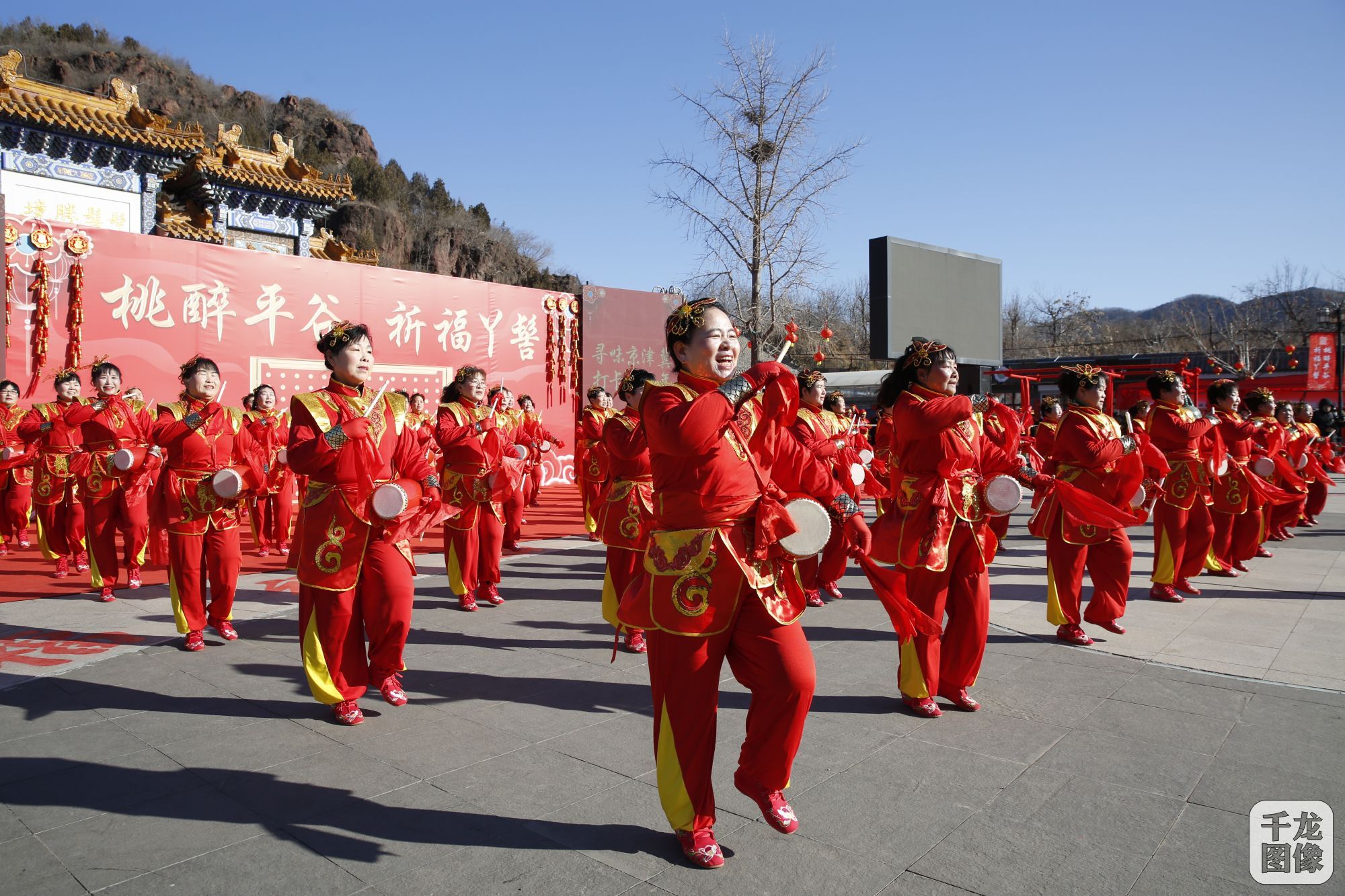 丫髻山春节祈福庙会现场（马平川摄）1