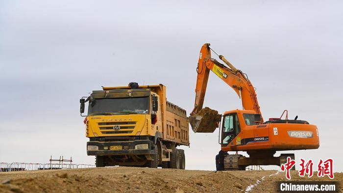 新疆木垒南750千伏输变电工程开工