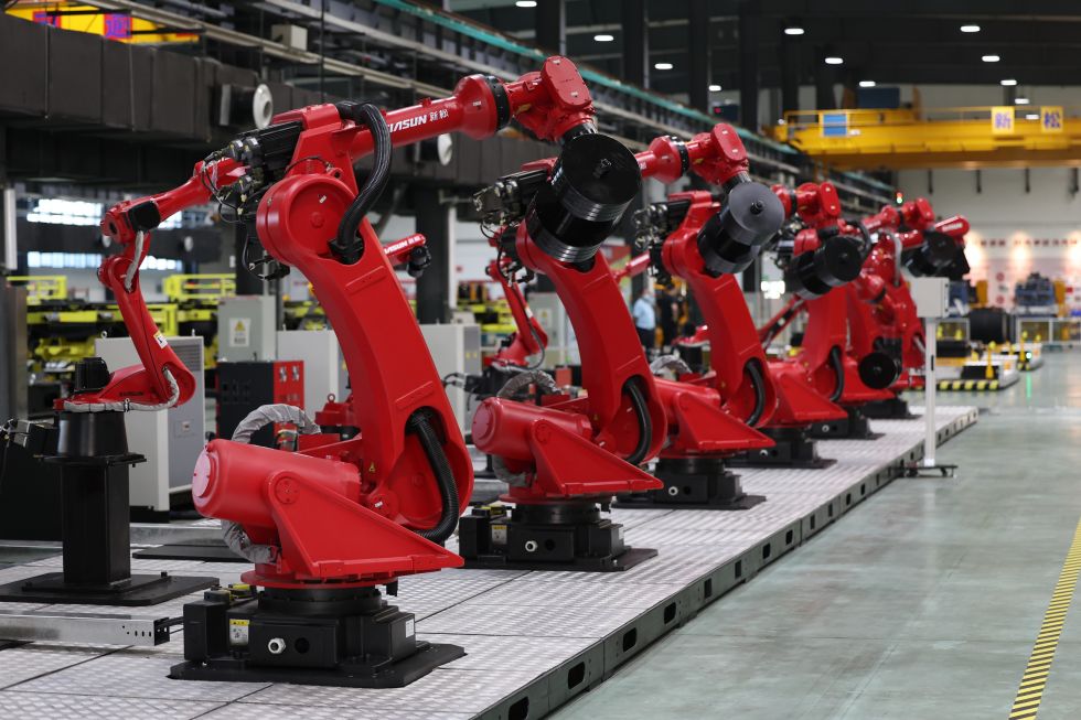 这是2022年8月17日在沈阳新松机器人自动化股份有限公司拍摄的机械臂机器人。新华社记者 潘昱龙 摄