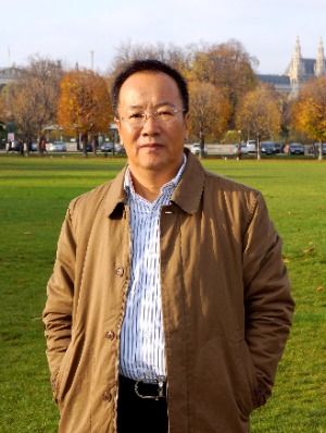 IMG_202404156876_300x398