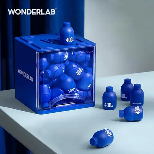 其中,他们的小蓝瓶益生菌产品已经成为市场上的明星产品.