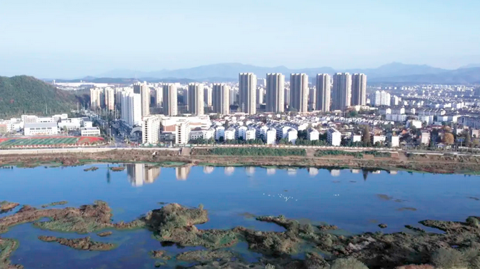 青弋江河道综合治理前后对比图。吴治国 供图 青弋江河道综合治理前后对比图。吴治国 供图