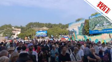 桂林漓江景区停航大批游客滞留码头：因水位下降水上交通进行管制