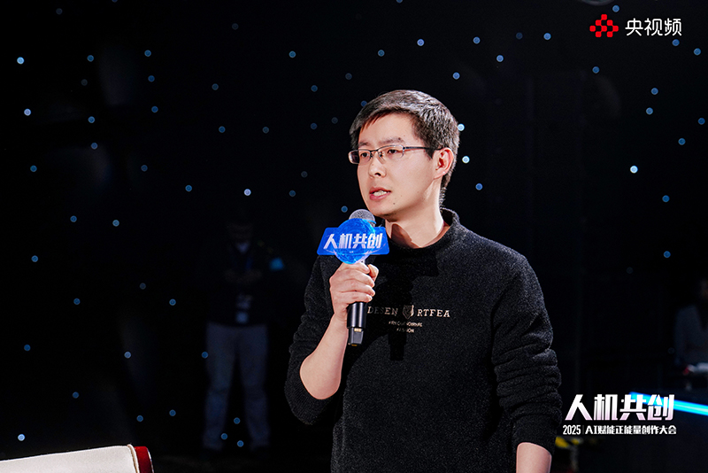 宇树科技创始人王兴兴。人民视频供图