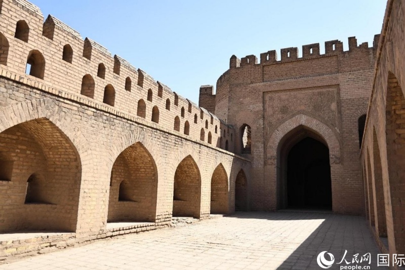 呼罗珊门内的通道。人民网伊纳斯·易卜拉欣摄