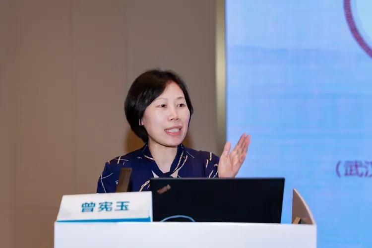 【中药临方调配专场】芙润复配霜“一人一方”创新应用闪耀中医药盛会