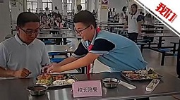 曾因“被学生抢鸡排”走红的校长病逝