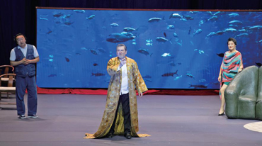 《鳄鱼》获文华表演奖:让戏剧