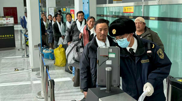 里孜口岸开通两周年 护航开放新格局