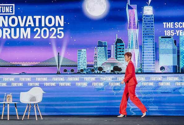 屈臣氏集团行政总裁倪文玲博士入选《财富》“2025年亚洲最具影响力商界女性”榜单