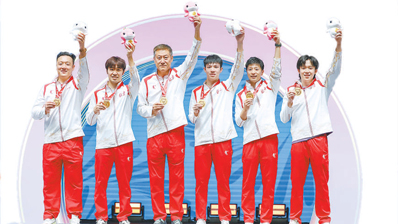 北京队赢得乒乓球男团冠军