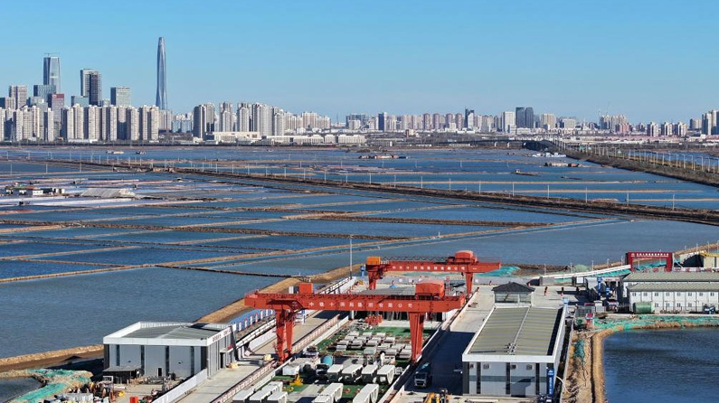 “千里海河高铁第一隧”顺利贯通