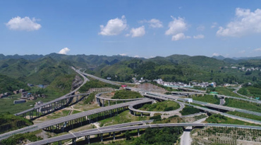 这里，凭什么是中国乡村发展的缩影？