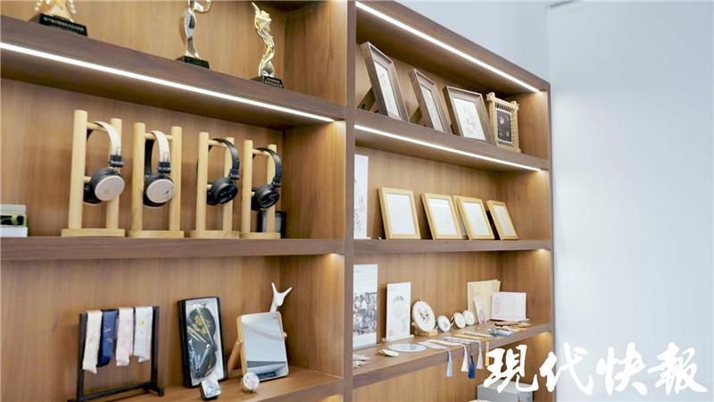 163965_f17ef059-06c1-463f-80c3-98129e5ca858