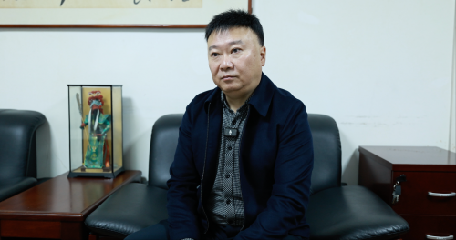 张杰携“非遗”公益计划赴黔剧聆听黔韵新声