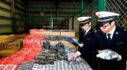 “跨境带货”3天赚9万？ “小广告”暗藏大危险