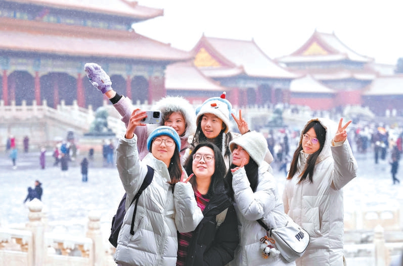 北京今冬首场降雪悄然降临