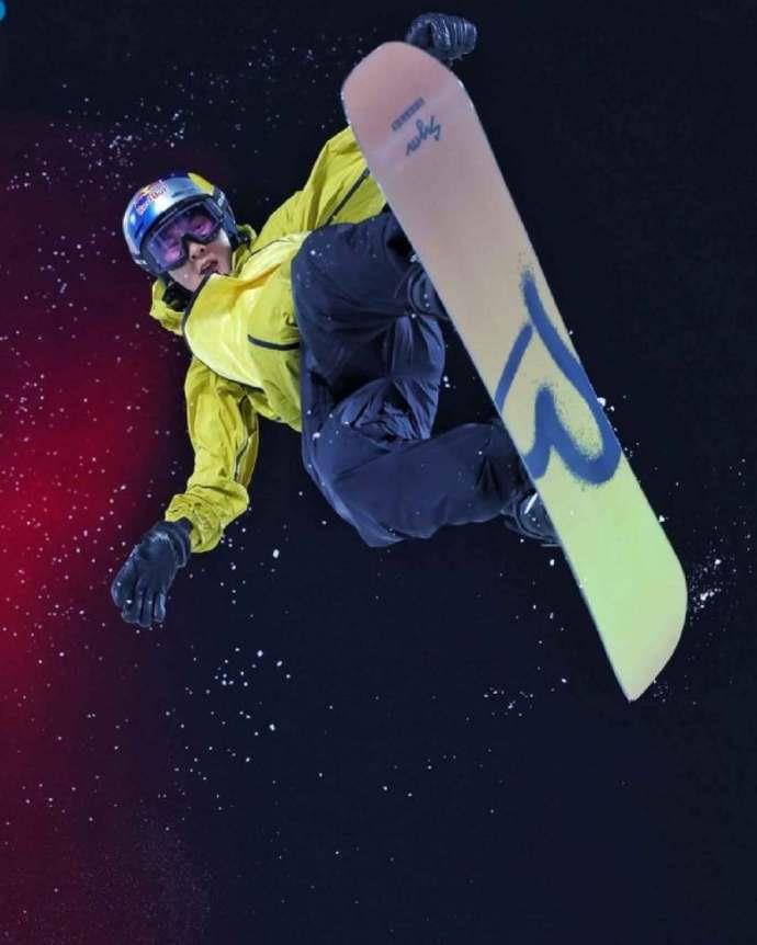 苏翊鸣获单板滑雪大跳台世界杯赛季总冠军