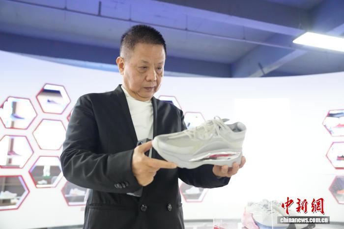 f42da843-6f48-4165-ae6b-a173bb174d40_zsite