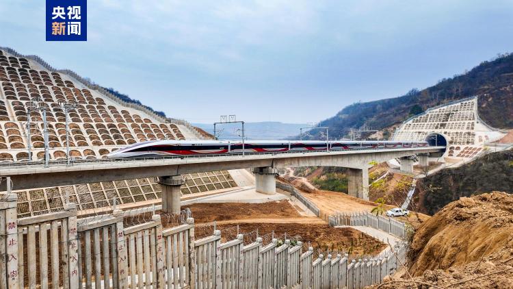 西延高铁12月26日开通运营 陕北革命老区迈入高铁时代