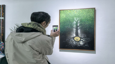 “飞翔的奇异鸟”亮相798