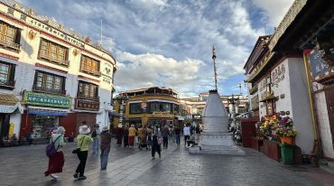 拉萨地区生产总值首破千亿元