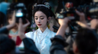 冷面大小姐，能甩掉“花瓶”标签吗？